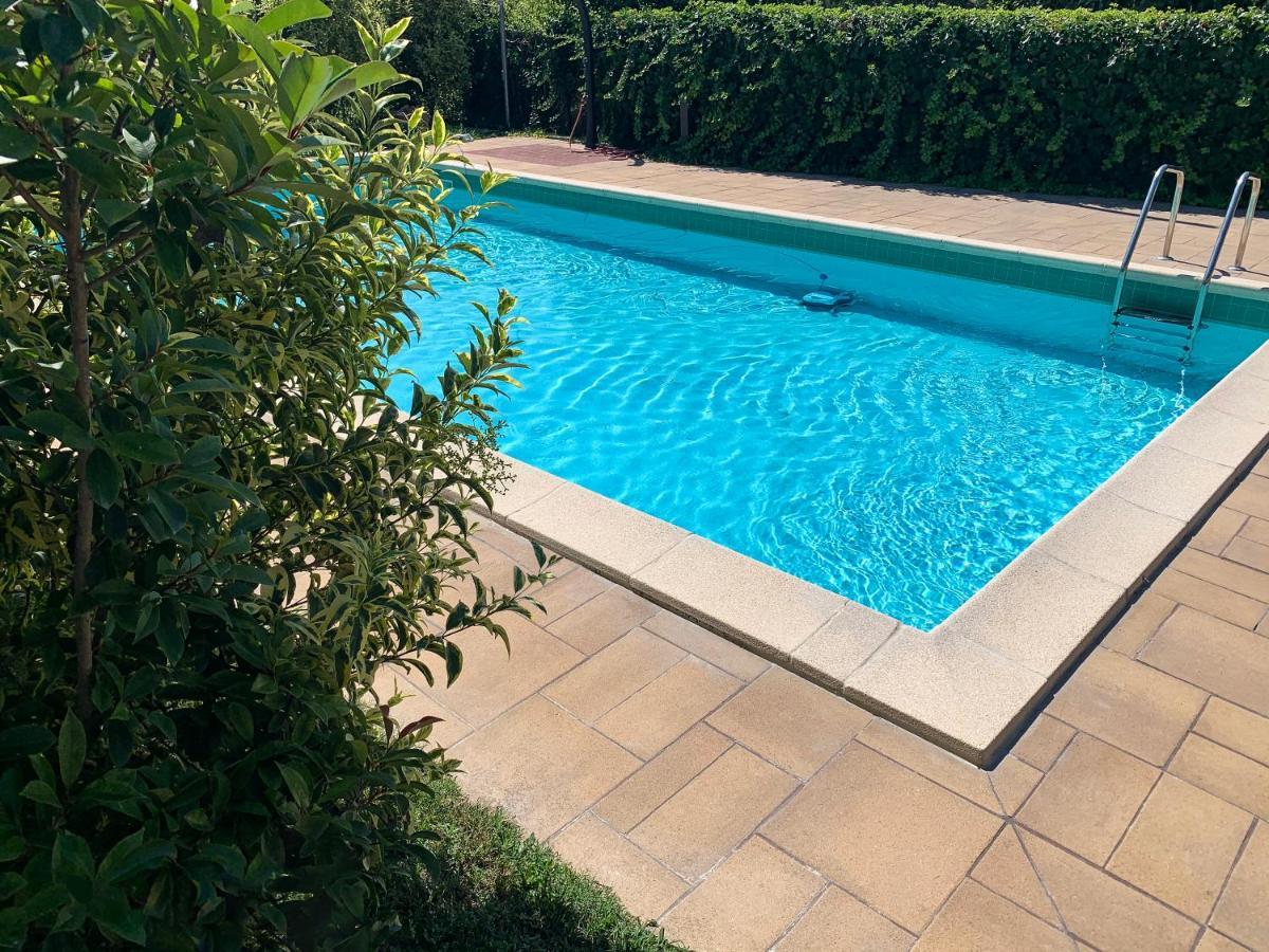 Apartment Charme And Relax With Garden And Swimming Pool Desenzano del Garda Luaran gambar
